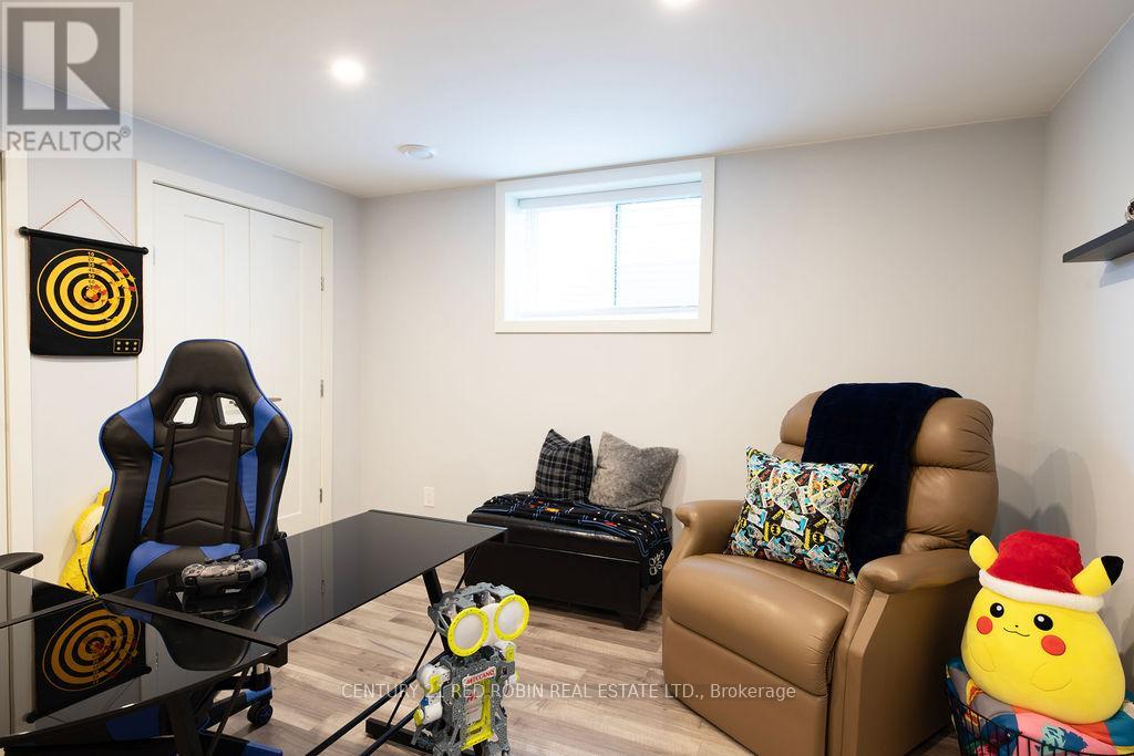 5 Connor Avenue, Strathroy-Caradoc, Ontario  N7G 0E8 - Photo 35 - X13173046