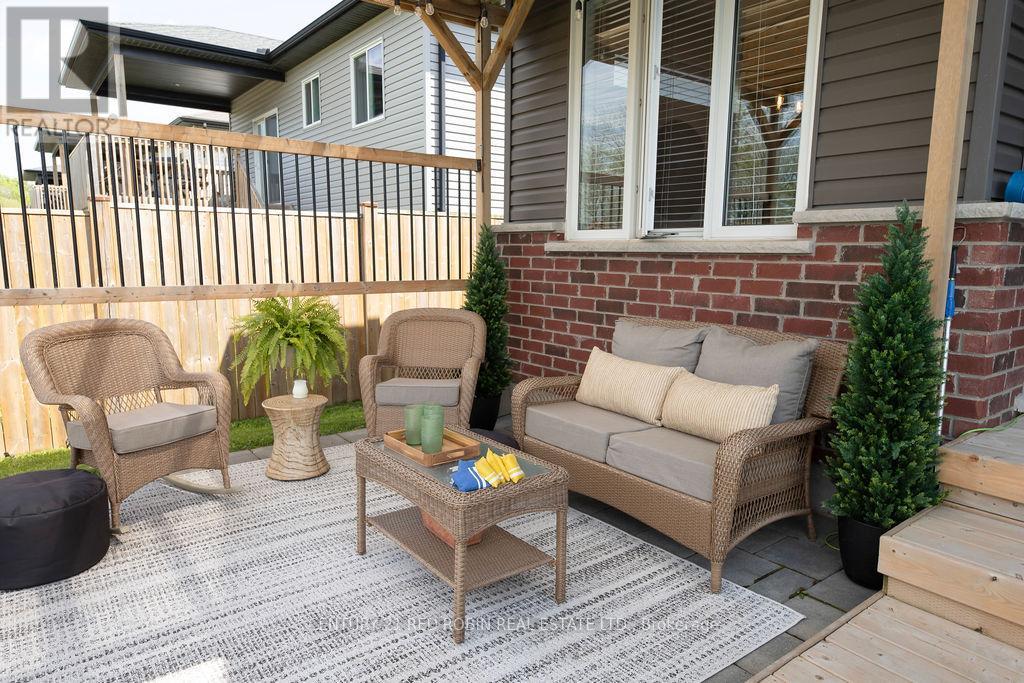 5 Connor Avenue, Strathroy-Caradoc, Ontario  N7G 0E8 - Photo 39 - X13173046
