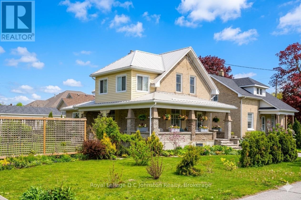 111 ALBERT STREET N, Saugeen Shores, Ontario