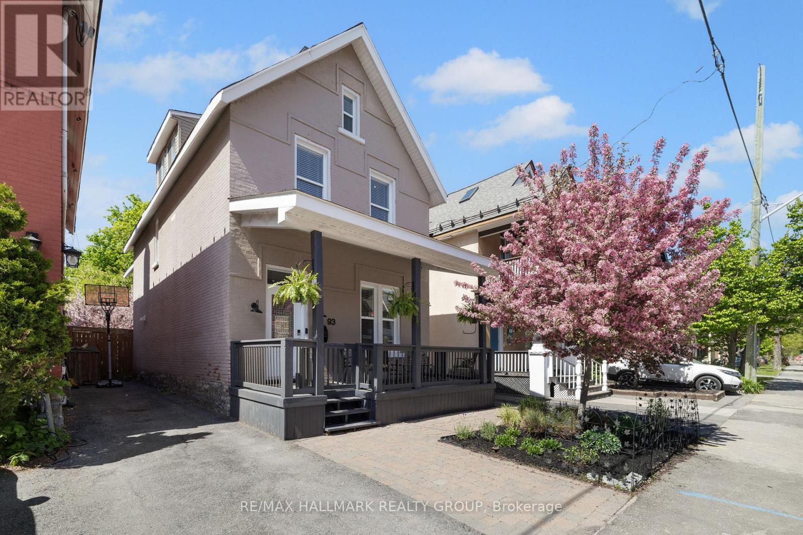93 JAMES STREET, Ottawa, Ontario