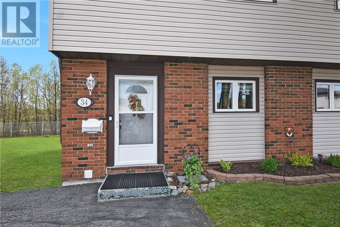 675 William Ave. Unit# 34, Sudbury, Ontario  P3A 4Z7 - Photo 2 - 2127997