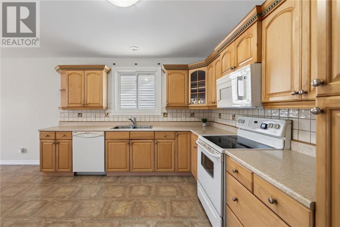 23 Primrose Drive, Greater Sudbury, Ontario  P3L 1B6 - Photo 10 - 2127974