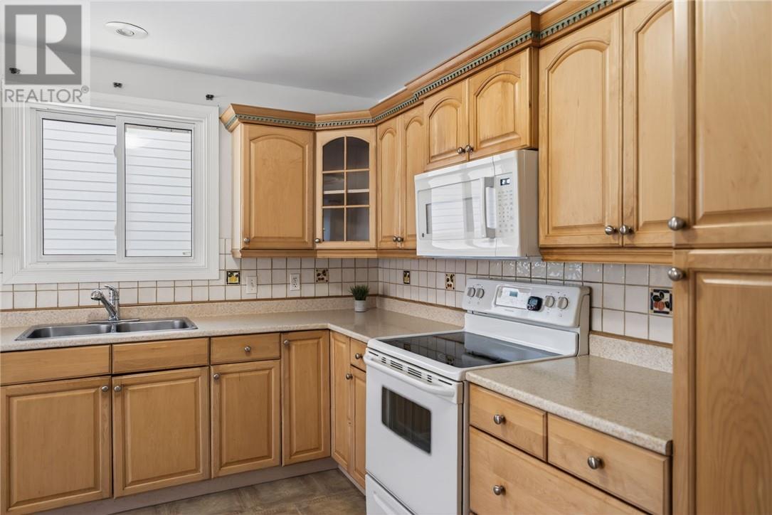 23 Primrose Drive, Greater Sudbury, Ontario  P3L 1B6 - Photo 11 - 2127974