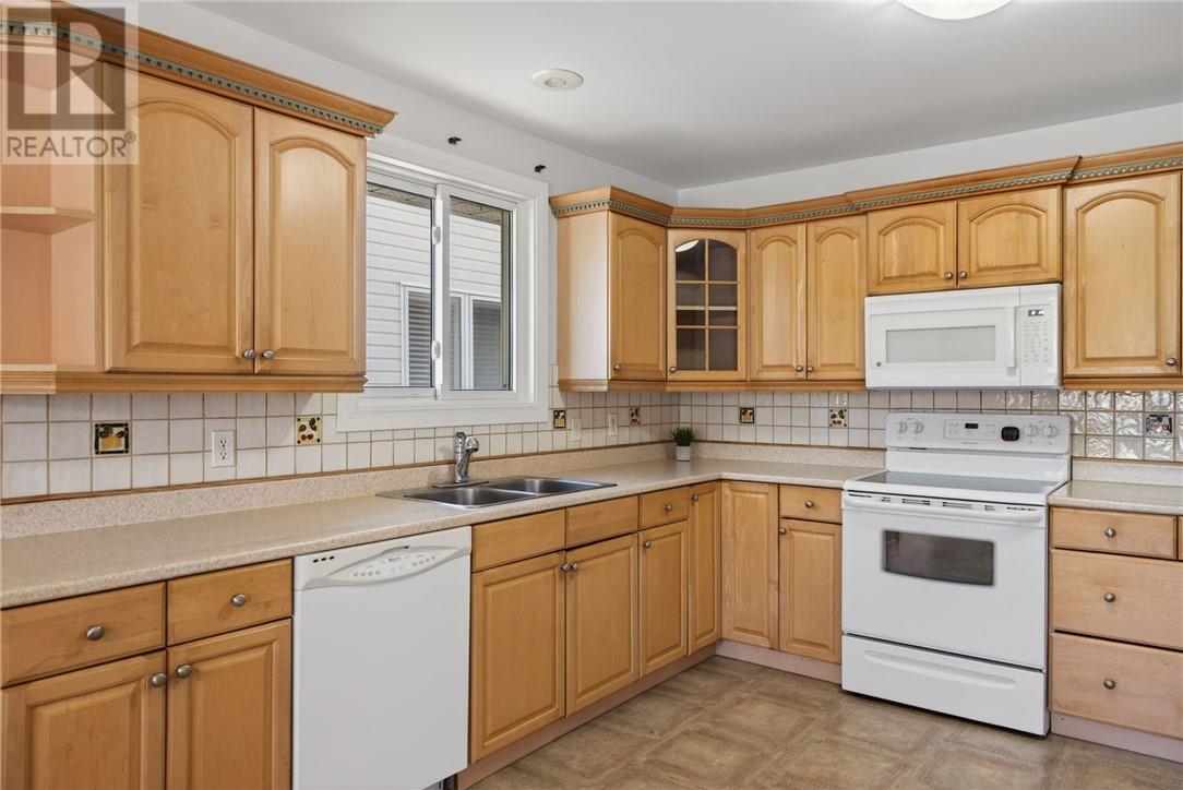 23 Primrose Drive, Greater Sudbury, Ontario  P3L 1B6 - Photo 14 - 2127974