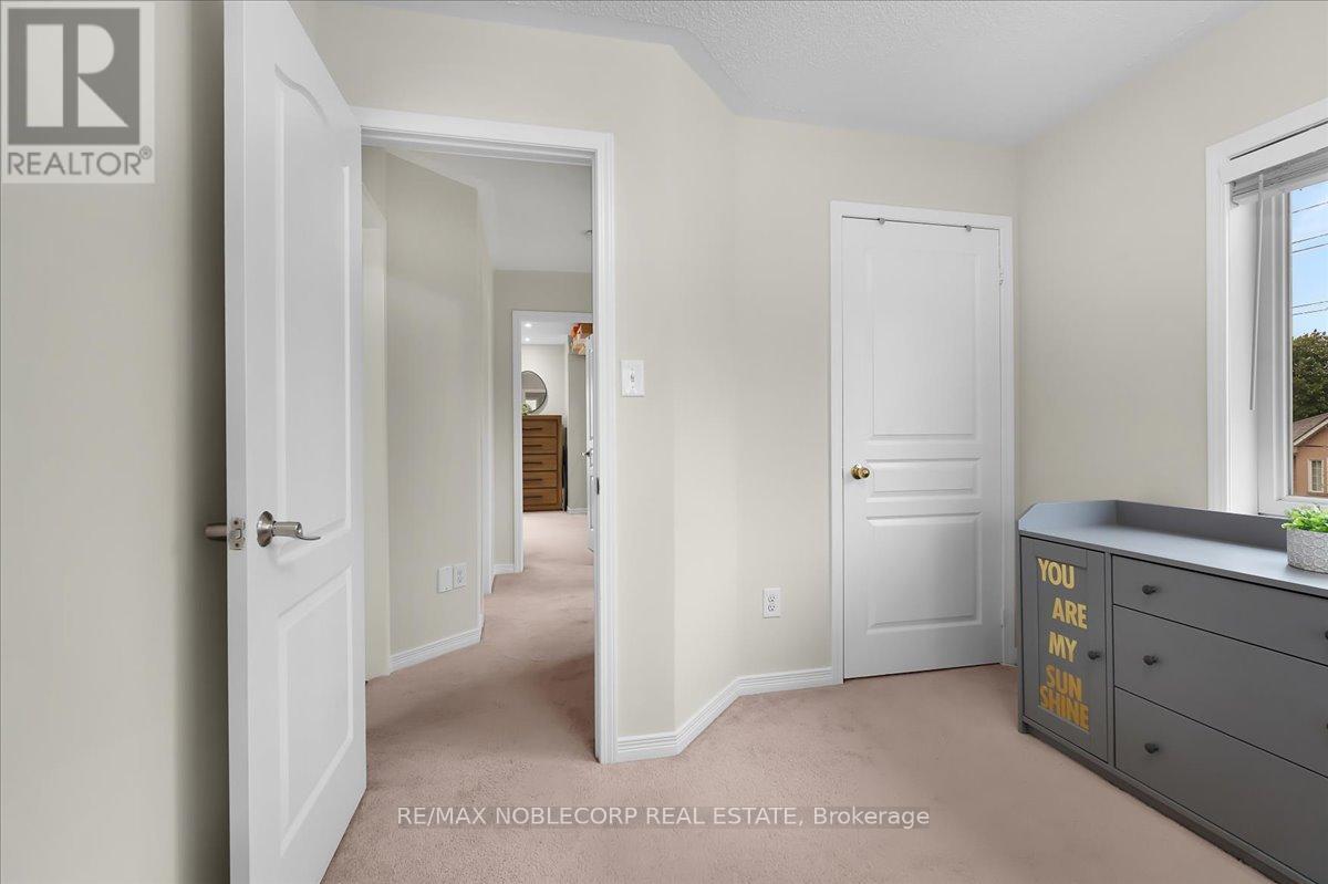 952 Brimorton Drive, Toronto, Ontario  M1G 2V2 - Photo 26 - E13173014