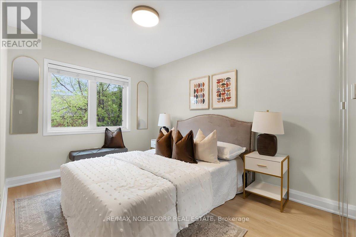952 Brimorton Drive, Toronto, Ontario  M1G 2V2 - Photo 28 - E13173014