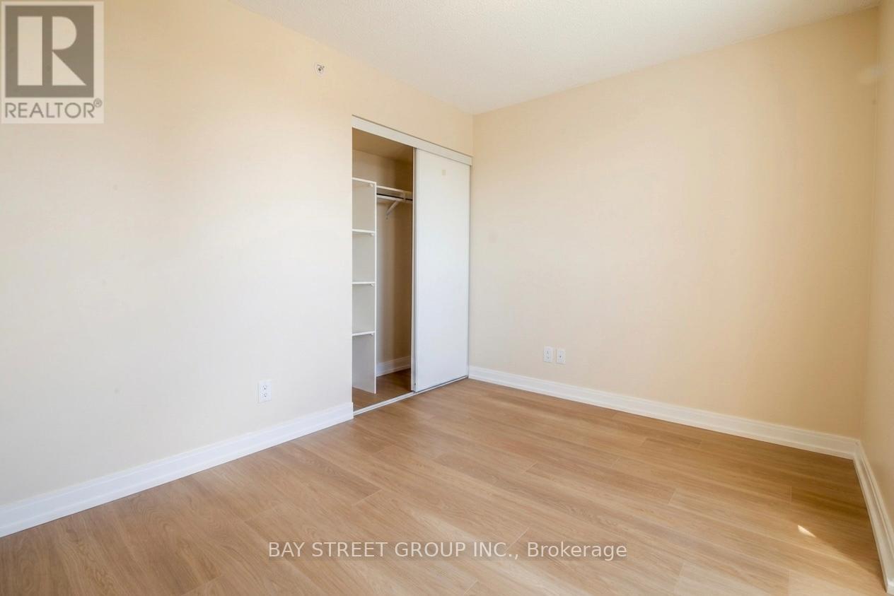 2703 - 151 Village Green Square, Toronto, Ontario  M1S 0K5 - Photo 16 - E13173020