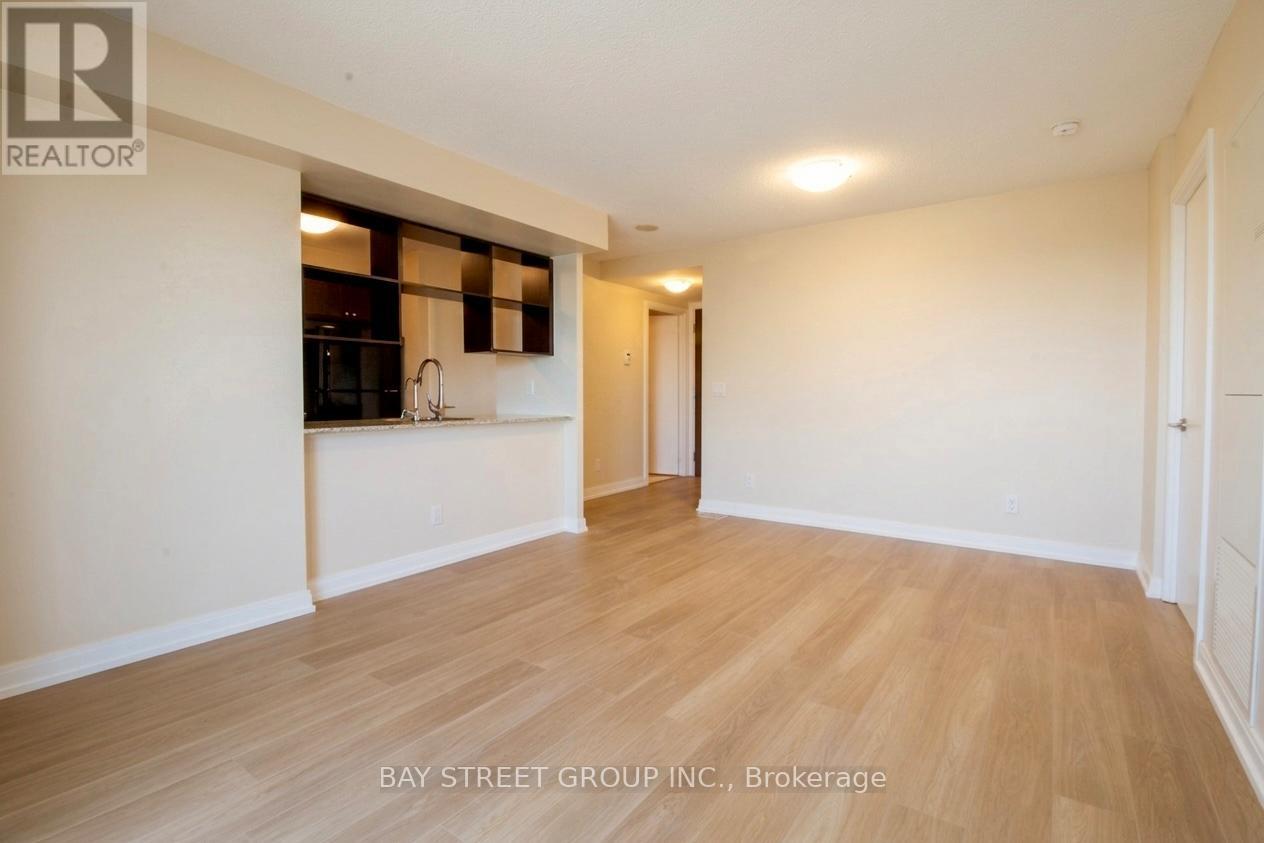 2703 - 151 Village Green Square, Toronto, Ontario  M1S 0K5 - Photo 8 - E13173020