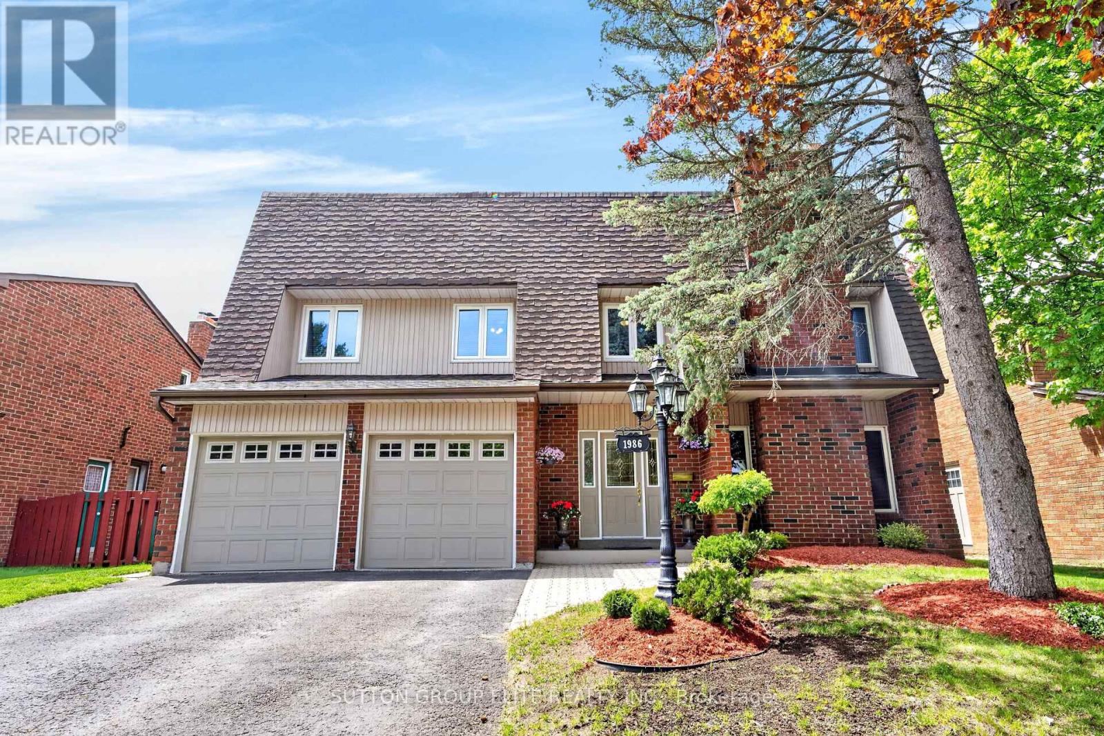 1986 SPRUCE HILL ROAD, Pickering, Ontario