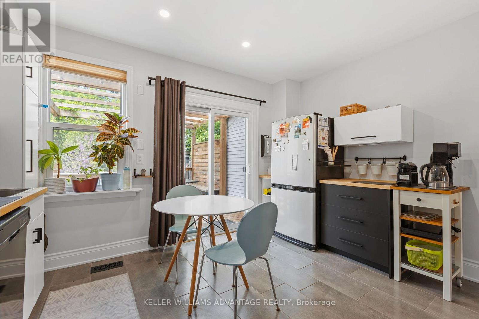 152 King Edward Avenue, Toronto, Ontario  M4C 5J8 - Photo 14 - E13173168