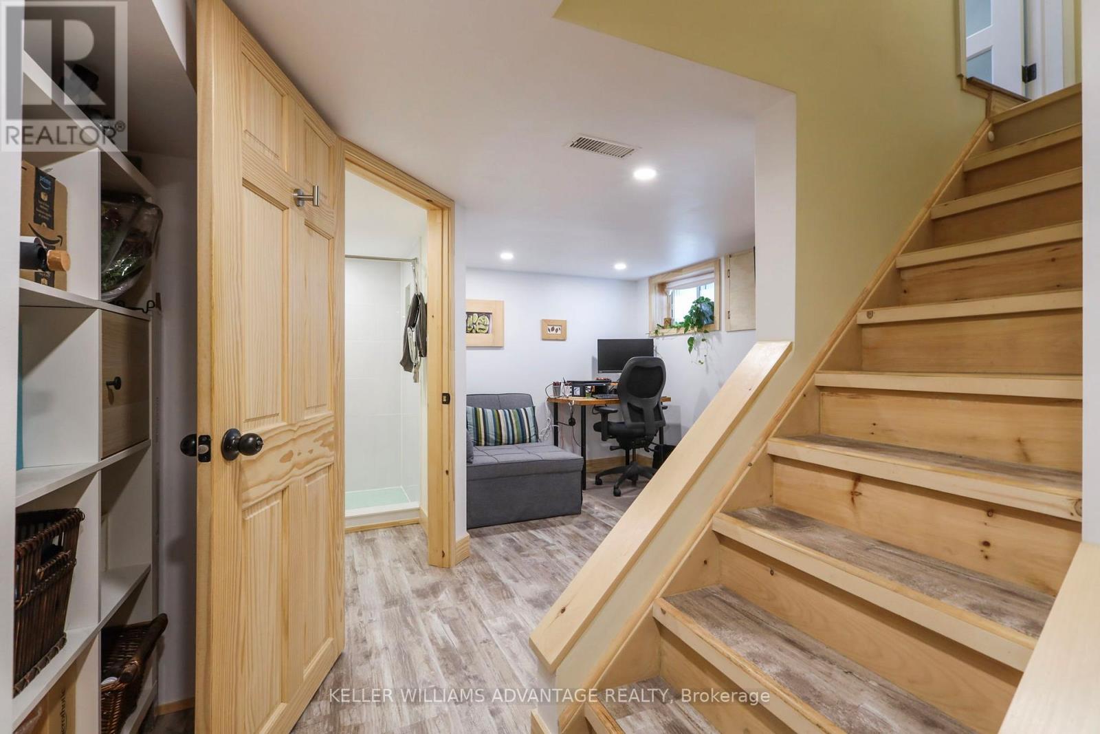 152 King Edward Avenue, Toronto, Ontario  M4C 5J8 - Photo 23 - E13173168