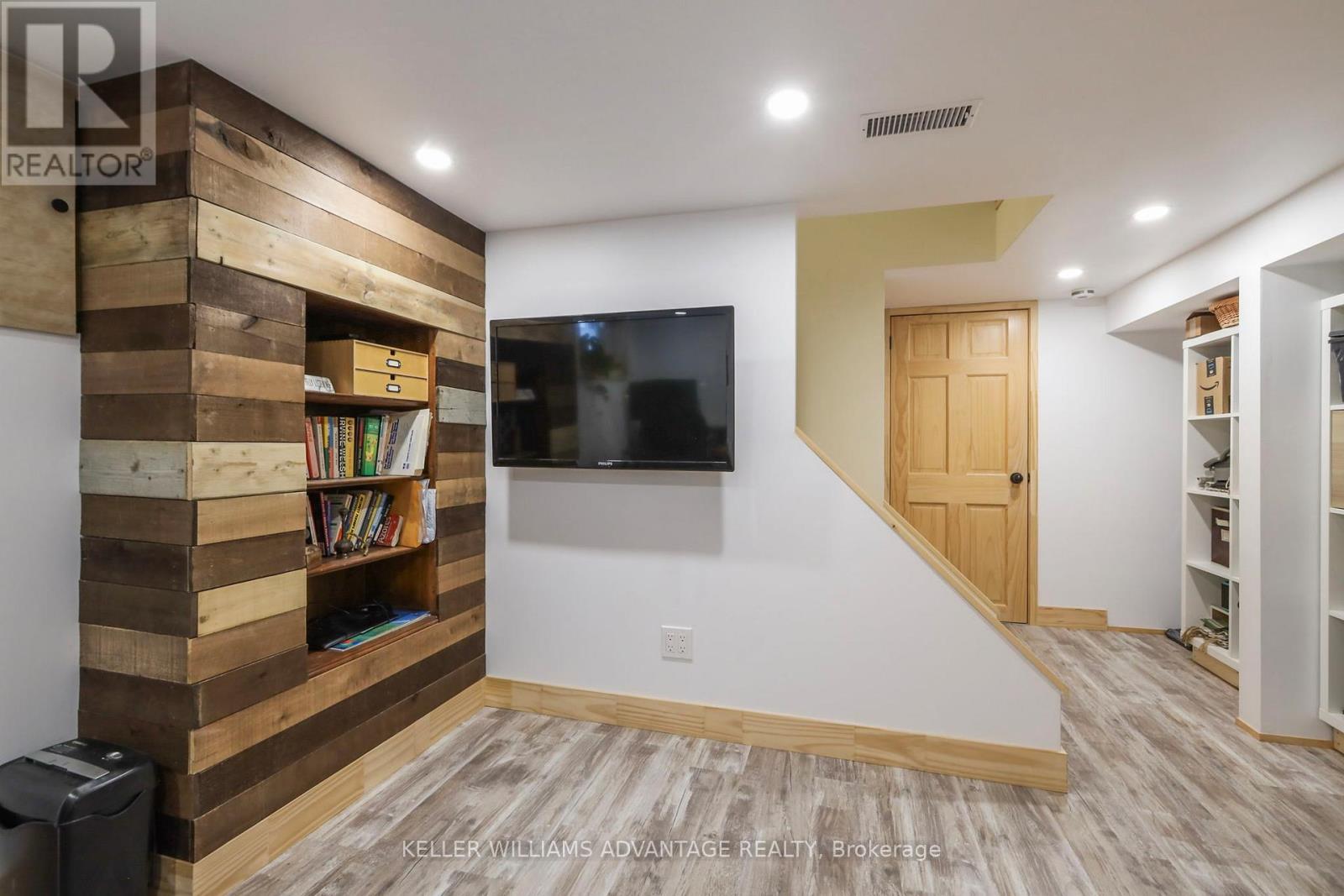 152 King Edward Avenue, Toronto, Ontario  M4C 5J8 - Photo 25 - E13173168