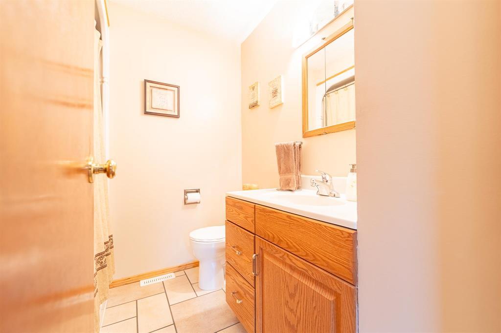 22 Currie Crescent, Winnipeg, Manitoba  R2R 0Y2 - Photo 10 - 202611628