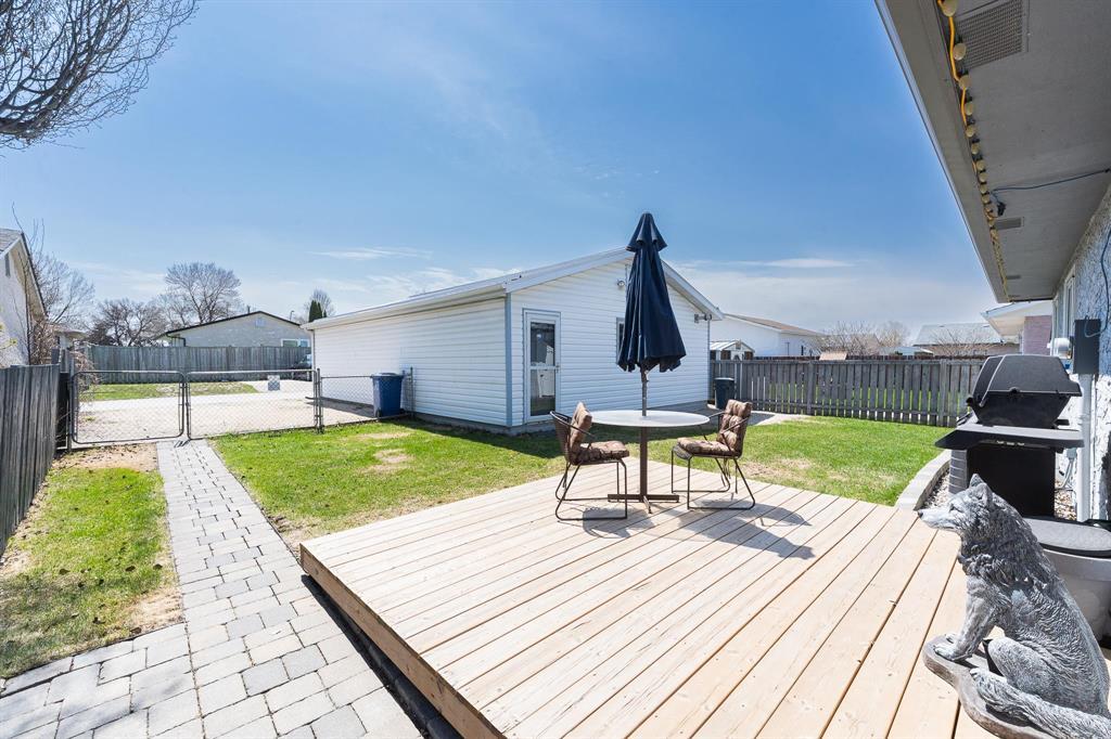 22 Currie Crescent, Winnipeg, Manitoba  R2R 0Y2 - Photo 17 - 202611628