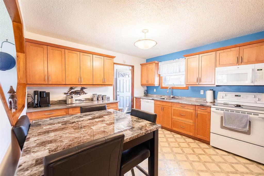 22 Currie Crescent, Winnipeg, Manitoba  R2R 0Y2 - Photo 5 - 202611628