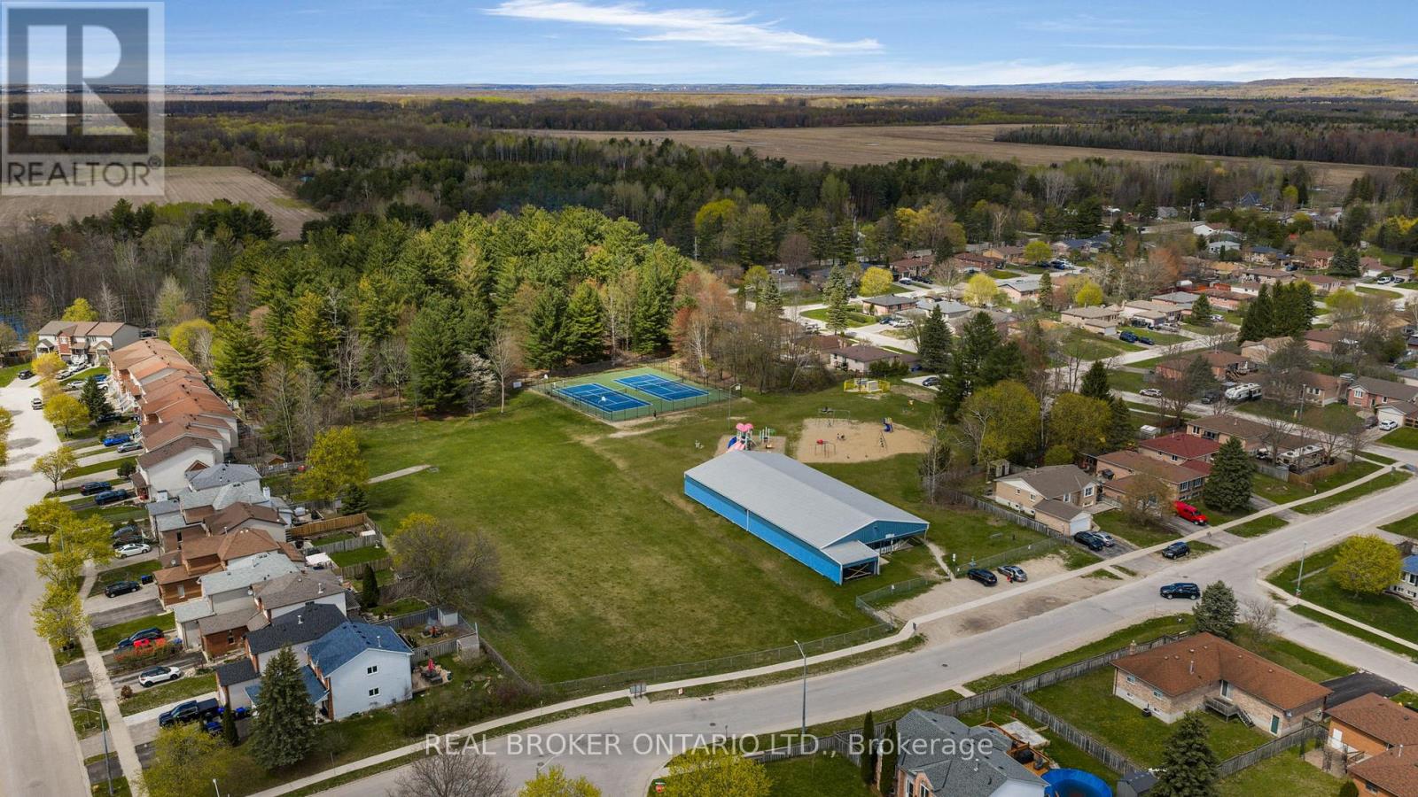 4 Parkside Crescent, Essa (Angus), Ontario  L0M 1B3 - Photo 44 - N13173034