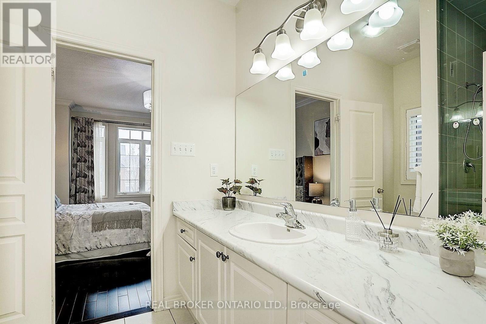 99 Henry Bauer Avenue, Markham, Ontario  L6C 0S3 - Photo 15 - N13173042