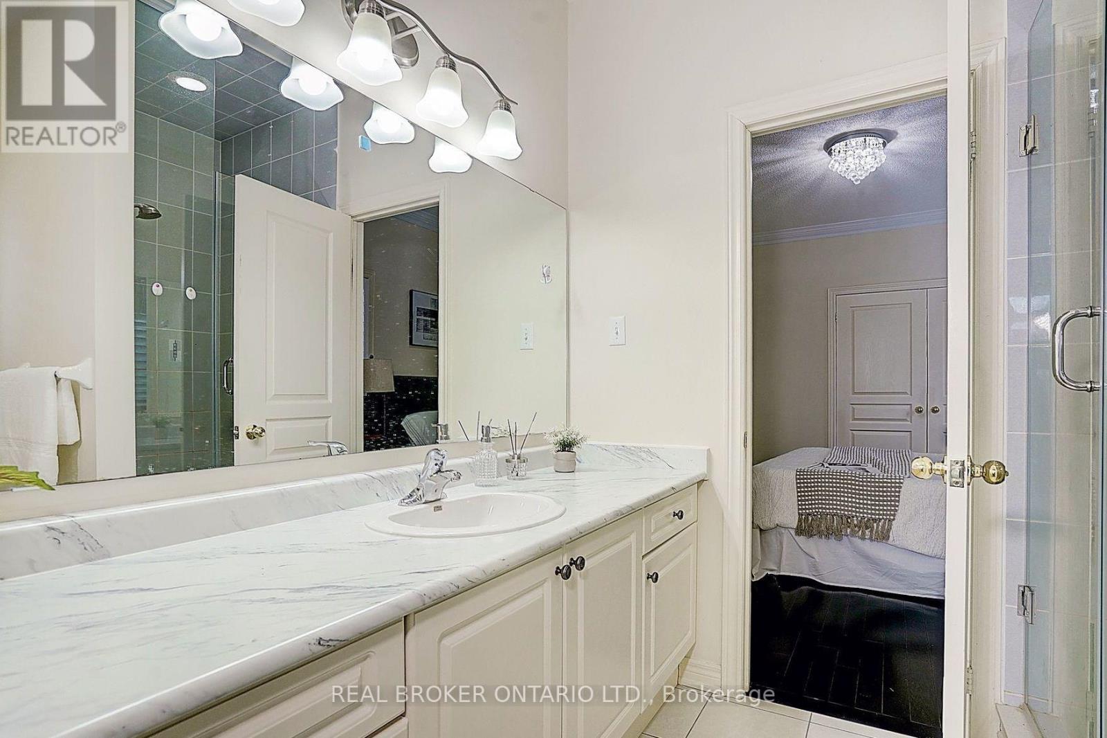 99 Henry Bauer Avenue, Markham, Ontario  L6C 0S3 - Photo 16 - N13173042