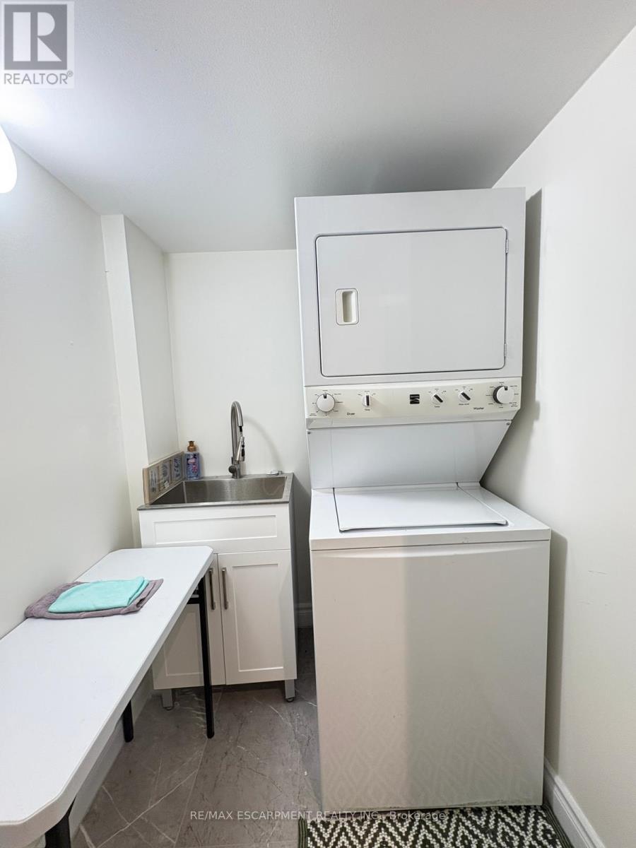 Basement - 25 Emmitt Road, Vaughan, Ontario  L6A 3V8 - Photo 9 - N13173048