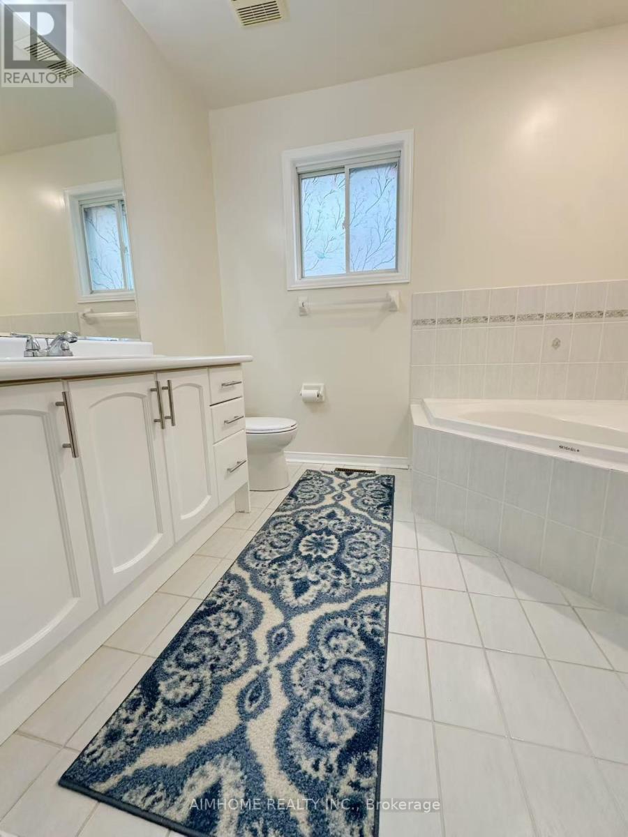 48 Bridlepath Street, Richmond Hill, Ontario  L4S 1V6 - Photo 15 - N13173120
