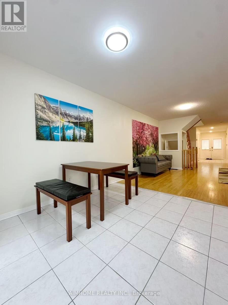 48 Bridlepath Street, Richmond Hill, Ontario  L4S 1V6 - Photo 7 - N13173120