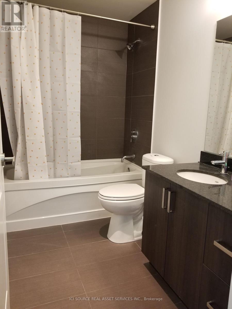 210 - 7608 Yonge Street, Vaughan, Ontario  L4J 0J5 - Photo 2 - N13173170