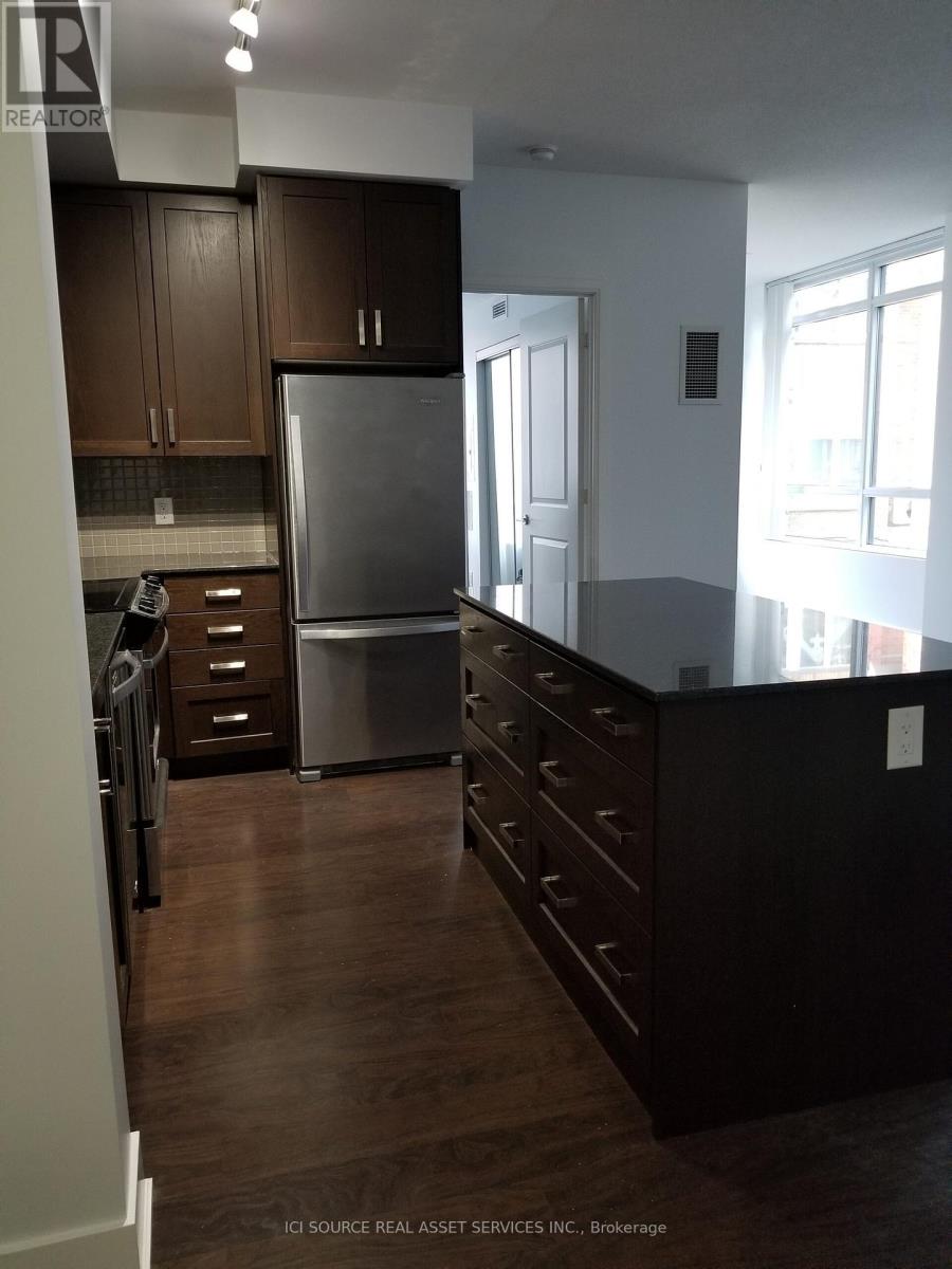 210 - 7608 Yonge Street, Vaughan, Ontario  L4J 0J5 - Photo 3 - N13173170
