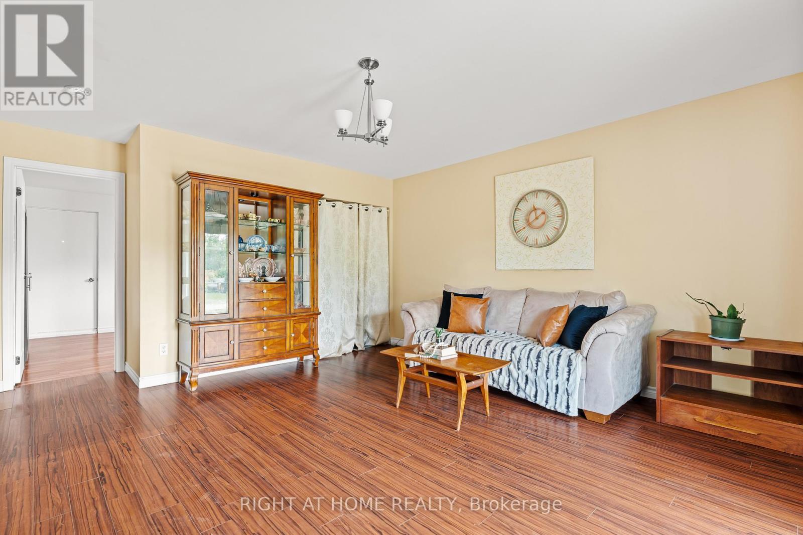 5896 Sunnidale Concession 5 Road, Clearview, Ontario  L0M 1N0 - Photo 15 - S13173056