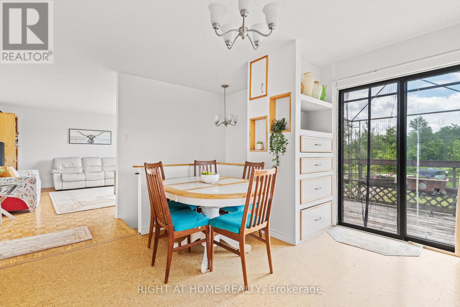 5896 Sunnidale Concession 5 Road, Clearview, Ontario  L0M 1N0 - Photo 6 - S13173056