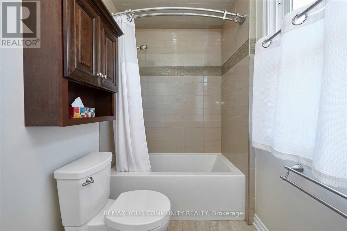 31 D'ambrosio Drive, Barrie (Painswick North), Ontario  L4N 6V6 - Photo 17 - S13173078