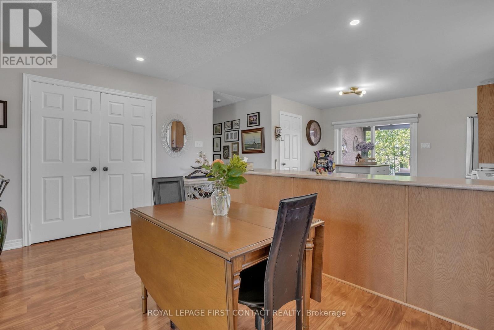 163 Emms Drive, Barrie (Holly), Ontario  L4N 9N7 - Photo 7 - S13173104