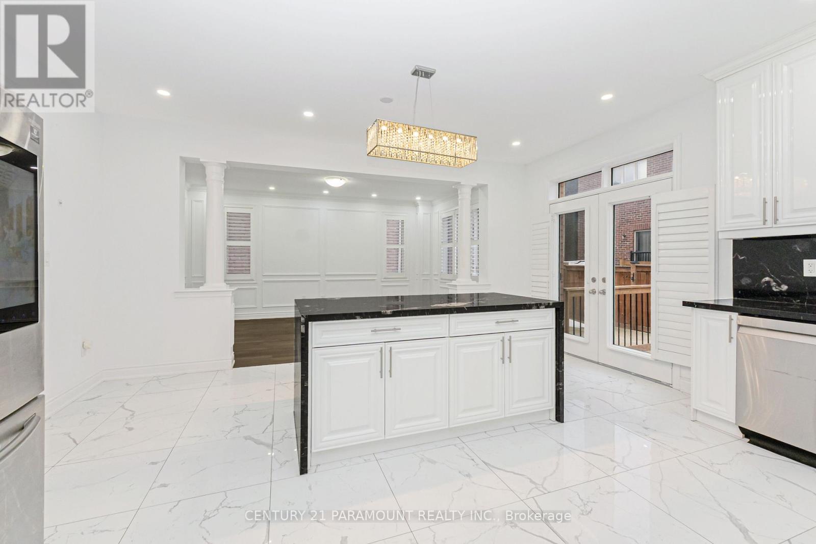 28 Clockwork Drive, Brampton, Ontario  L7A 4R8 - Photo 11 - W12890880
