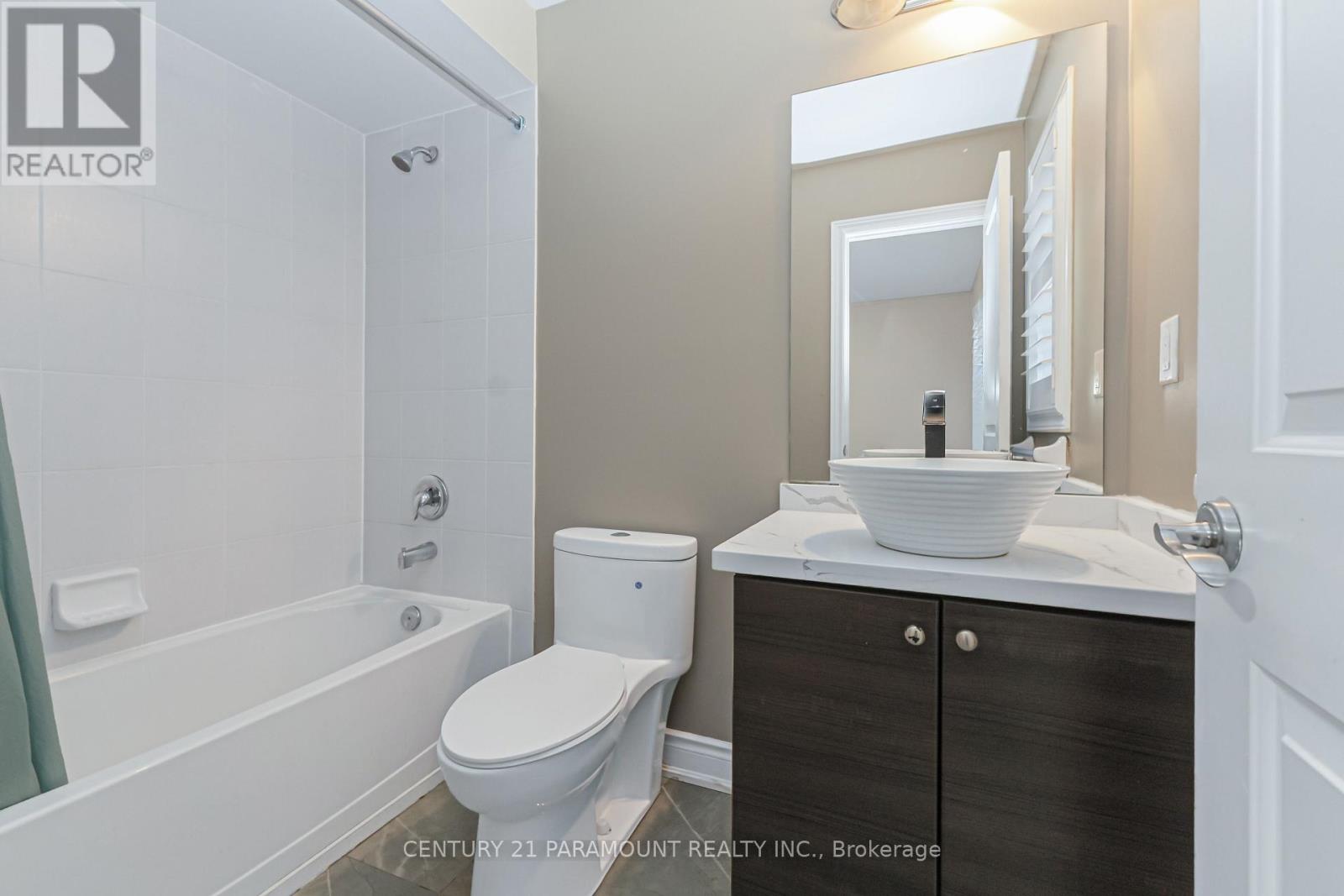 28 Clockwork Drive, Brampton, Ontario  L7A 4R8 - Photo 28 - W12890880