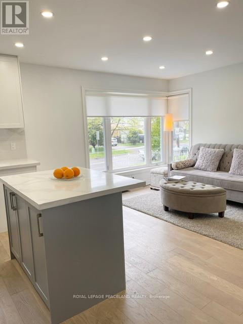 24 YARN ROAD, Toronto, Ontario