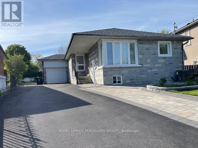 24 Yarn Road, Toronto, Ontario  M9B 1H5 - Photo 2 - W13173012