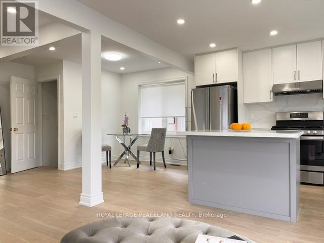 24 Yarn Road, Toronto, Ontario  M9B 1H5 - Photo 3 - W13173012
