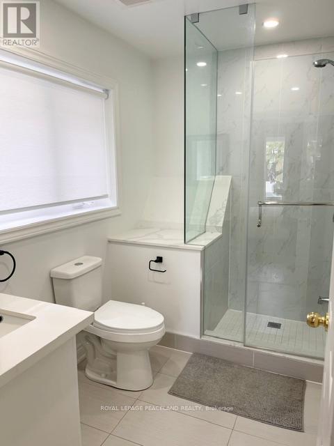 24 Yarn Road, Toronto, Ontario  M9B 1H5 - Photo 6 - W13173012