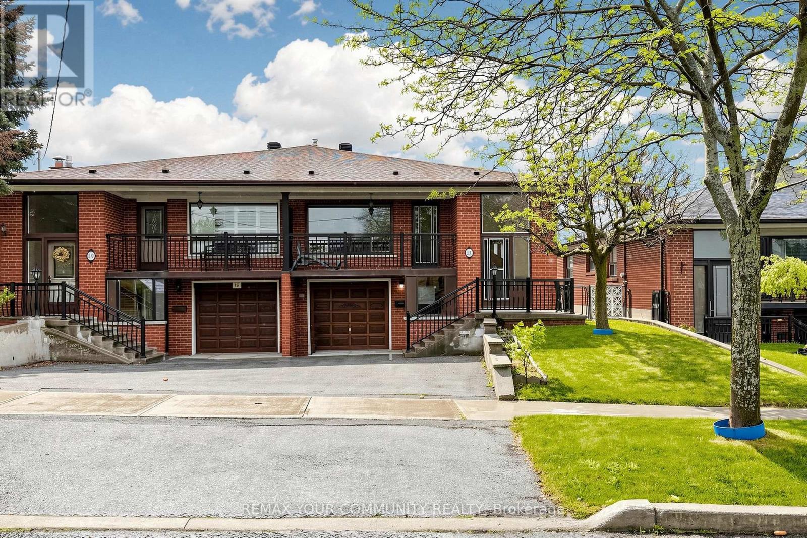 21 GADE DRIVE, Toronto, Ontario