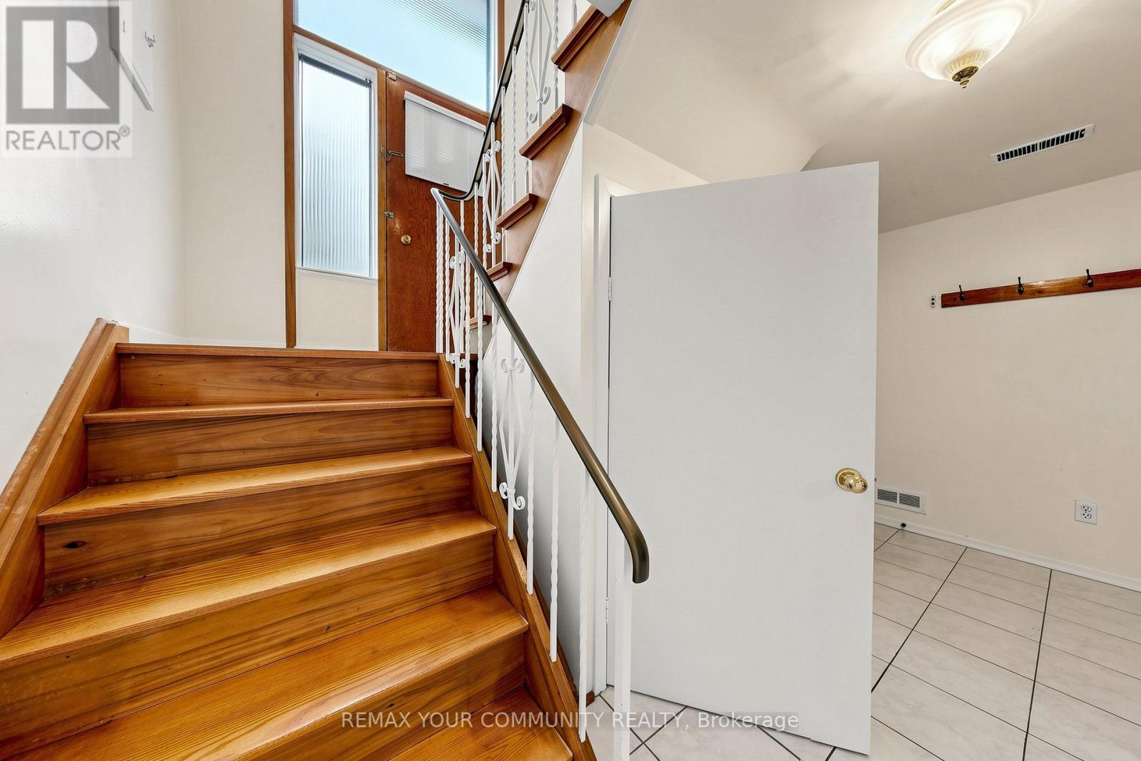 21 Gade Drive, Toronto, Ontario  M3M 2K2 - Photo 21 - W13173044