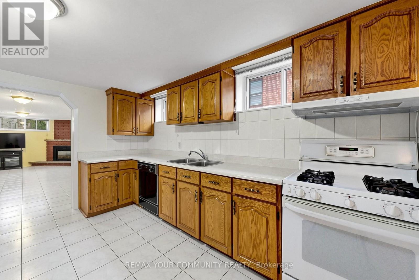 21 Gade Drive, Toronto, Ontario  M3M 2K2 - Photo 30 - W13173044