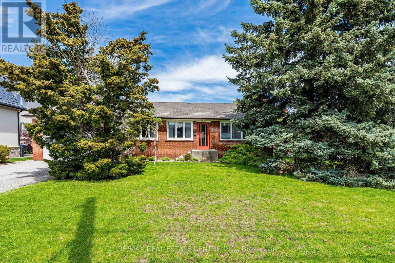 2591 WHALEY DRIVE, Mississauga, Ontario
