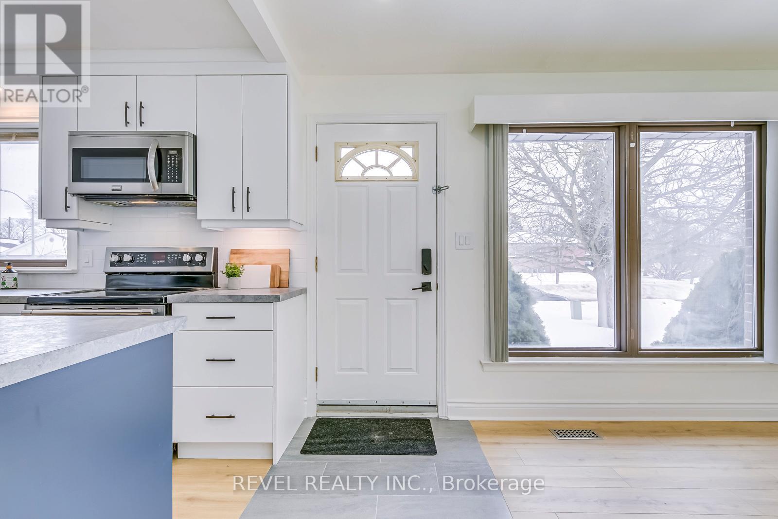UPPER - 134 LONGFIELD ROAD, Halton Hills, Ontario