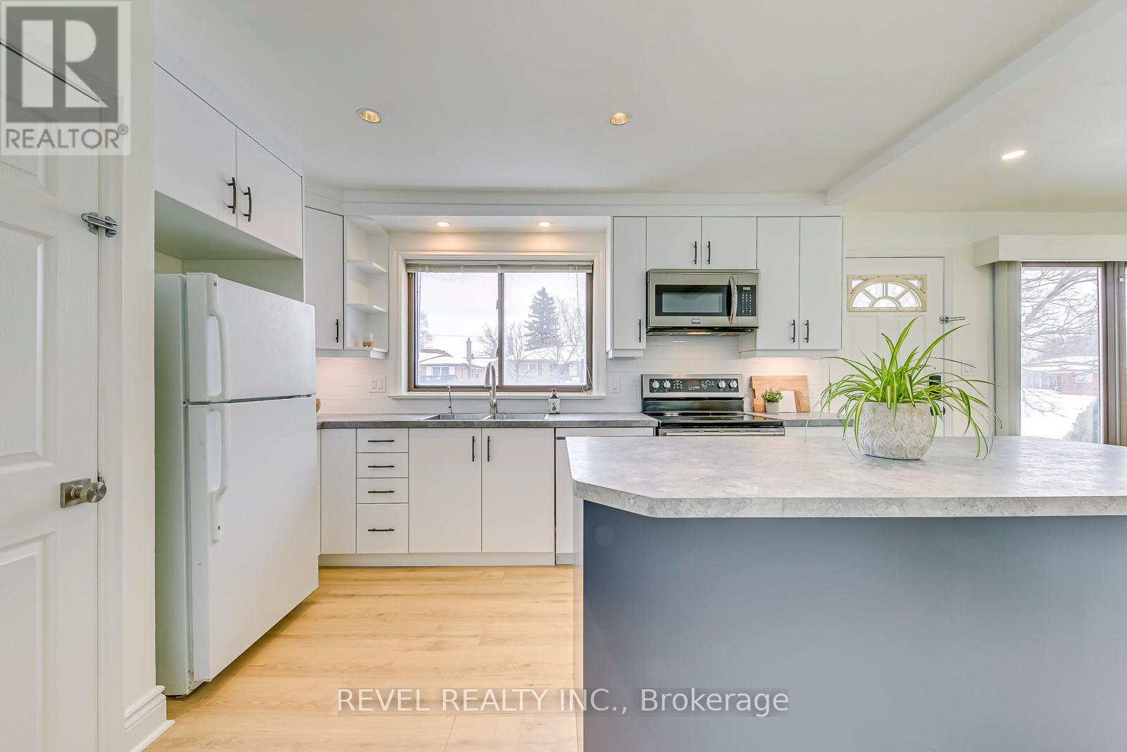 Upper - 134 Longfield Road, Halton Hills, Ontario  L7J 2K4 - Photo 5 - W13173092