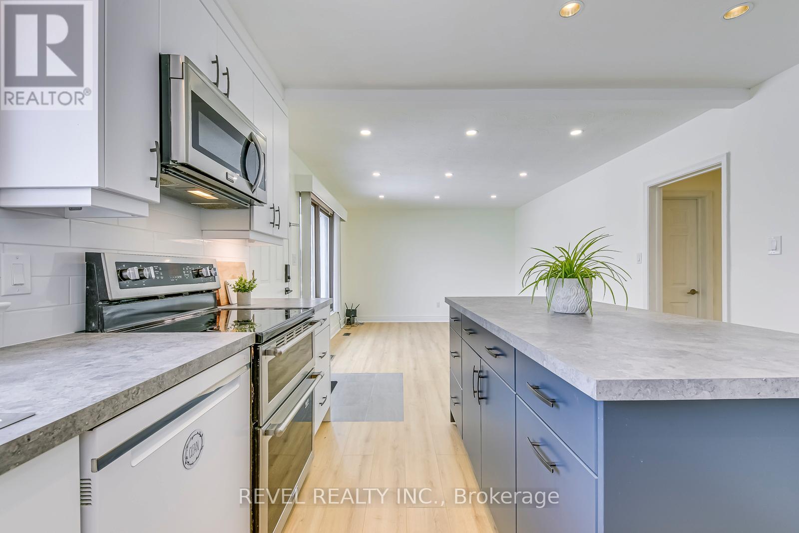Upper - 134 Longfield Road, Halton Hills, Ontario  L7J 2K4 - Photo 7 - W13173092