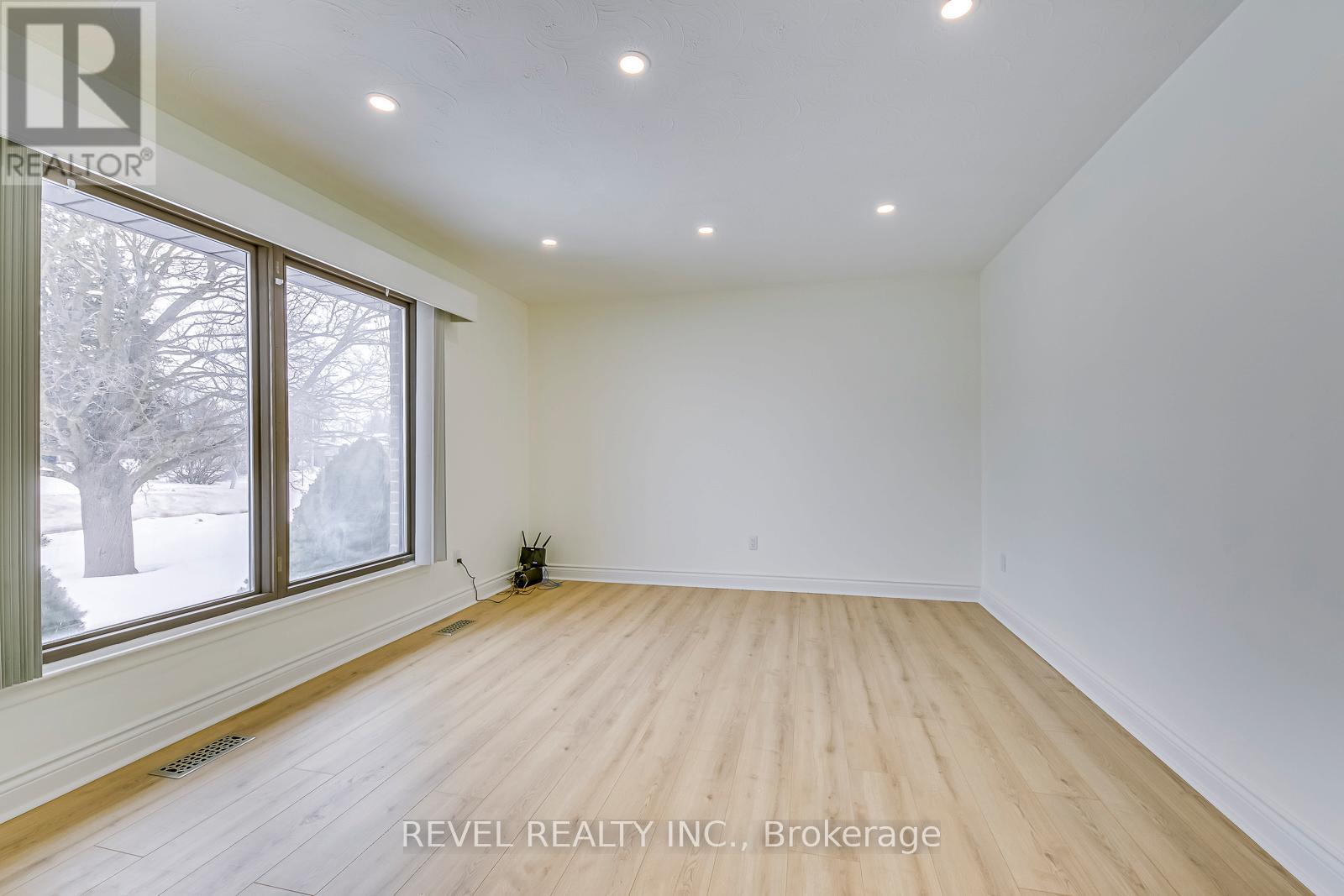 Upper - 134 Longfield Road, Halton Hills, Ontario  L7J 2K4 - Photo 8 - W13173092