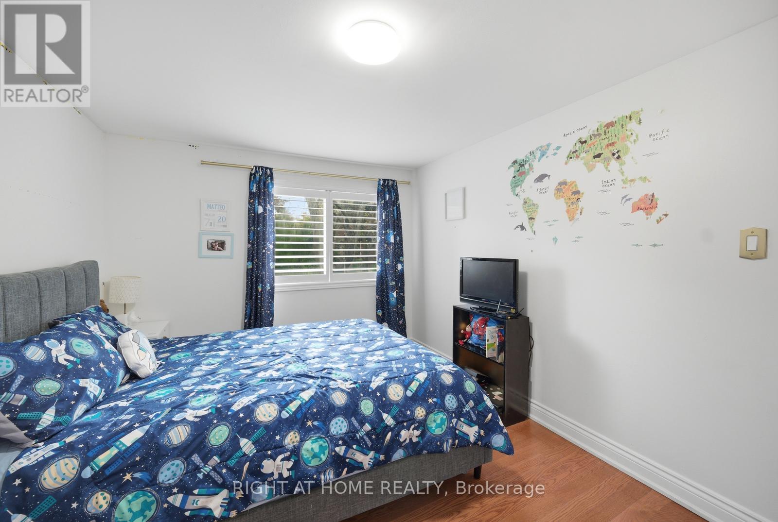 6415 Dunray Court, Mississauga, Ontario  L5N 1E7 - Photo 28 - W13173122