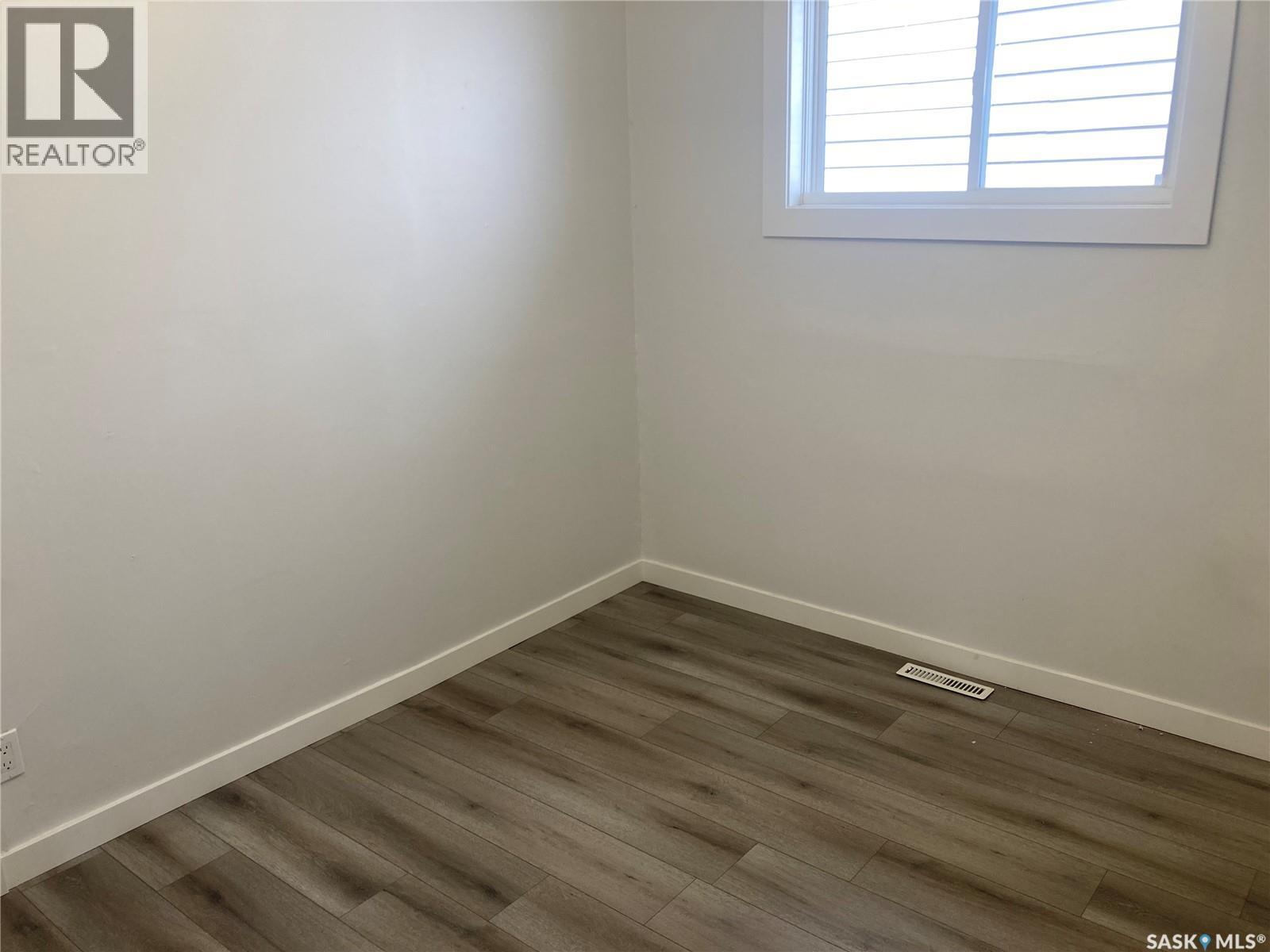 349 X Avenue S, Saskatoon, Saskatchewan  S7M 3H5 - Photo 10 - SK036996