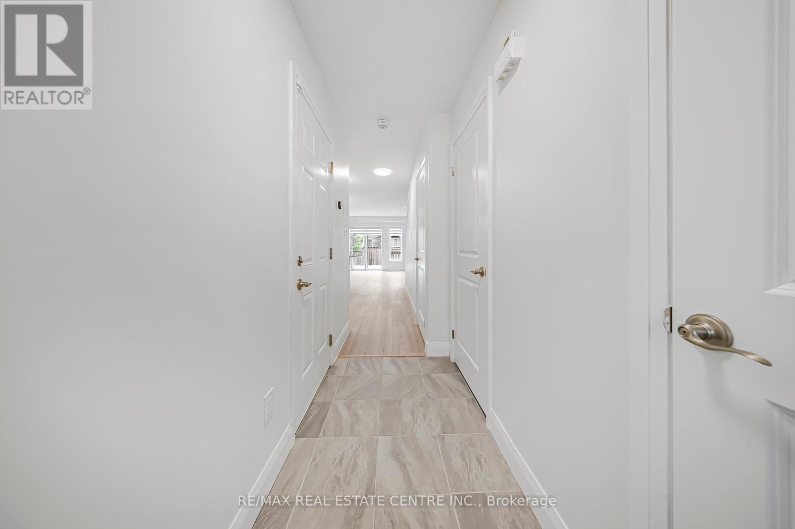 A4 - 145 South Creek Drive, Kitchener, Ontario  N2P 2N3 - Photo 2 - X13173032