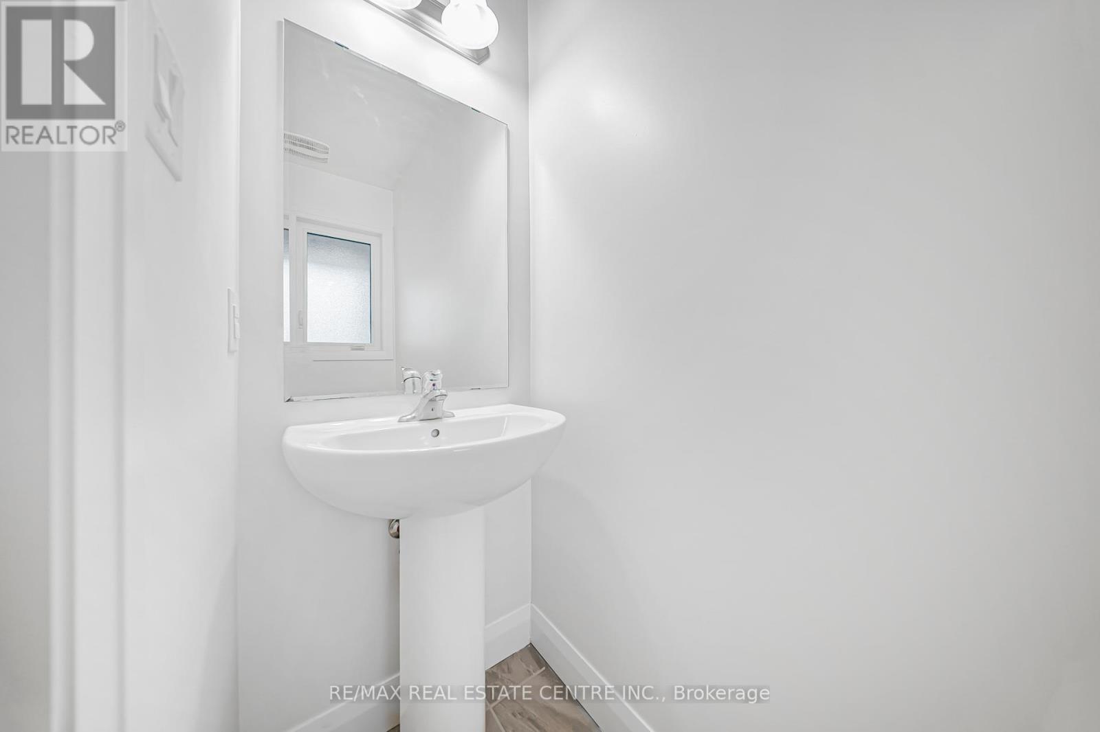 A4 - 145 South Creek Drive, Kitchener, Ontario  N2P 2N3 - Photo 3 - X13173032