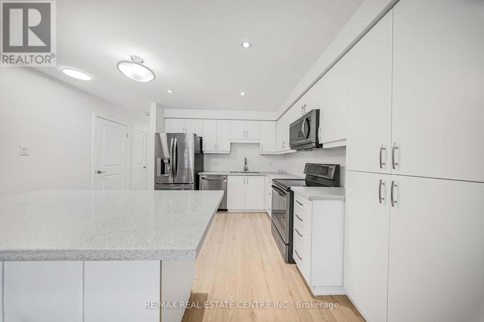 A4 - 145 South Creek Drive, Kitchener, Ontario  N2P 2N3 - Photo 7 - X13173032